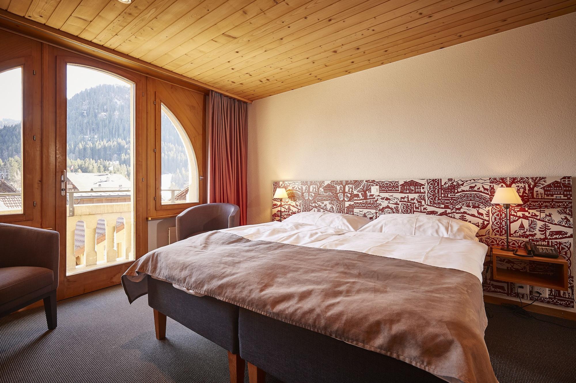Hotel Landhaus Saanen Bagian luar foto