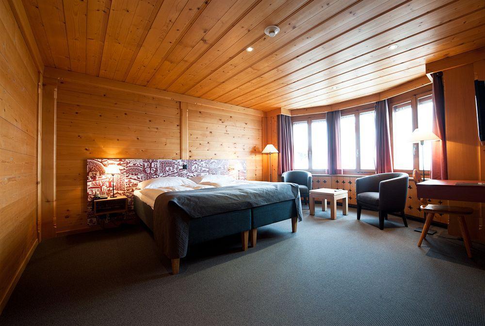 Hotel Landhaus Saanen Bagian luar foto