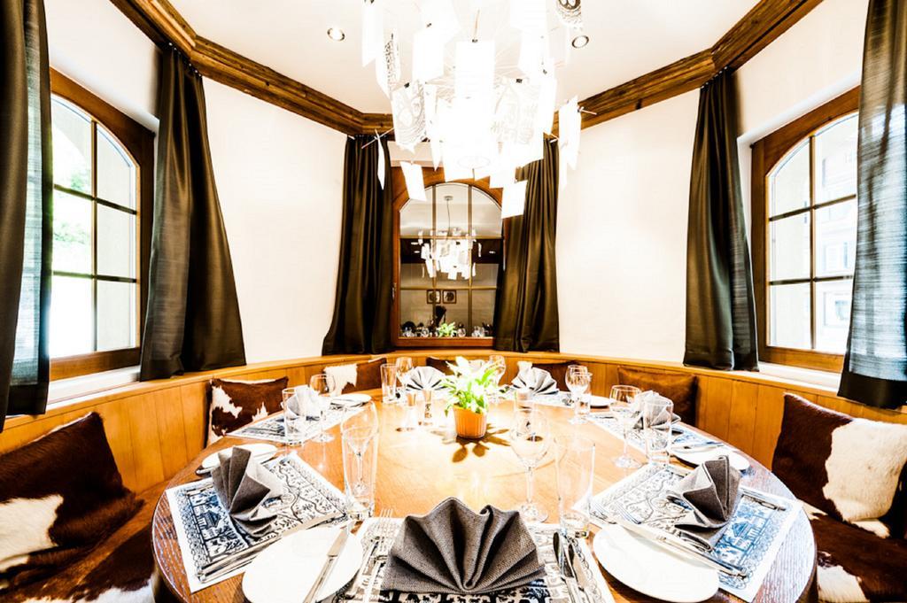 Hotel Landhaus Saanen Bagian luar foto