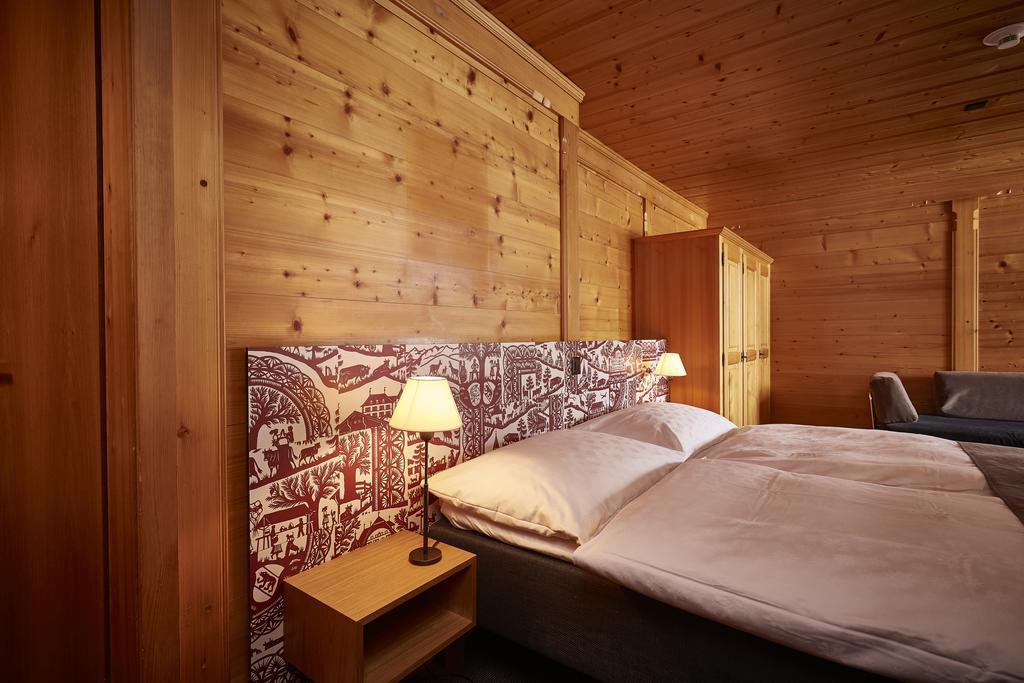 Hotel Landhaus Saanen Bagian luar foto