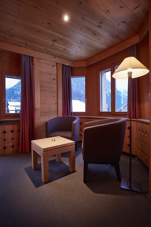 Hotel Landhaus Saanen Bagian luar foto
