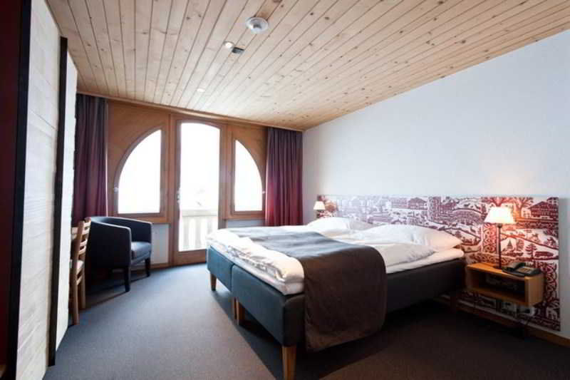 Hotel Landhaus Saanen Bagian luar foto
